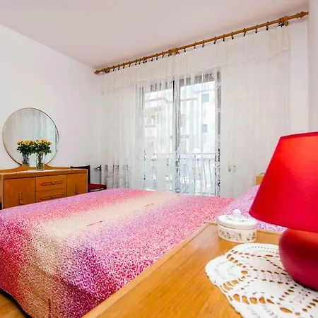 Isabella Apartment